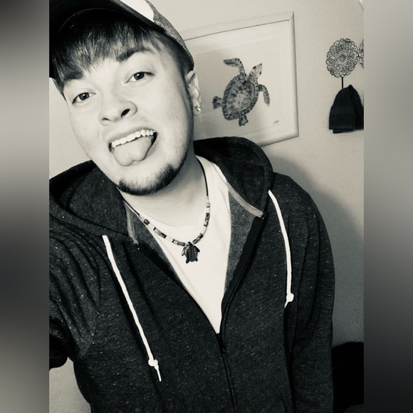 🌳 White Oak Boutique 🌳 - Picture 2 of 4